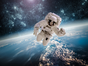 Cosmonaut | Космонавт
