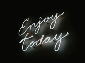 Motivation | Надпись: Enjoy today