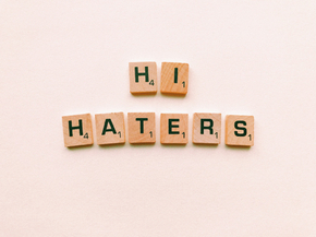 Motivation | Надпись: Hi haters