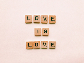 Motivation | Надпись: Love is love Motivation | Надпись: Love is love