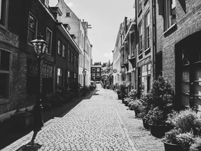 Street Black and White | Черно-белая улица