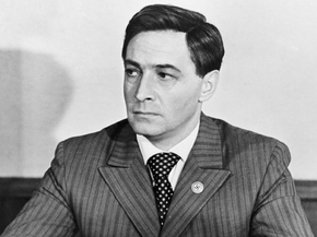 Вячеслав Тихонов