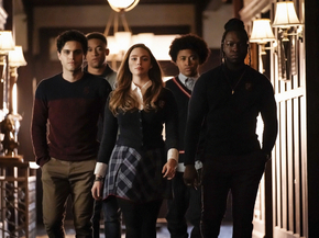 Legacies | Наследие