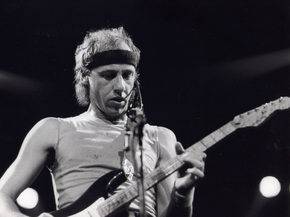 Dire Straits