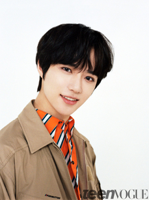 Tomorrow X Together - Teen Vogue (Коллекция постеров №2): Beomgyu