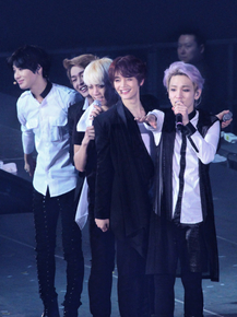 SHINee SHINee