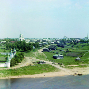 Город Старица. Заволжская сторона. Крестовоздвиженская церковь