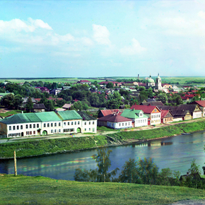 Город Торжок. Вид с западной стороны. Река Тверца