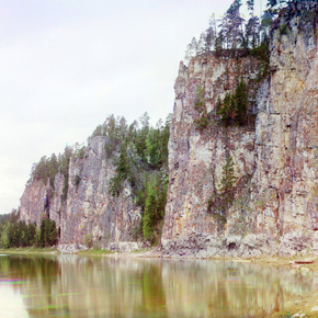 Камень