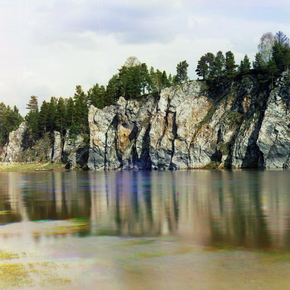 Камень