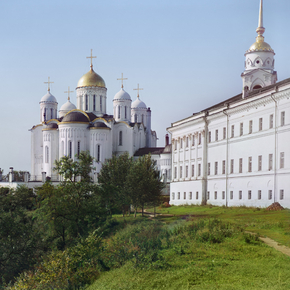 Успенский собор с восточной стороны. Владимир