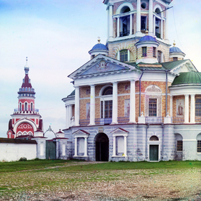 Вход в Борисоглебский мужской монастырь. Торжок