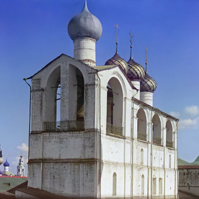 Колокольня Кремля построена митрополитом Ионою. Ростов Великий