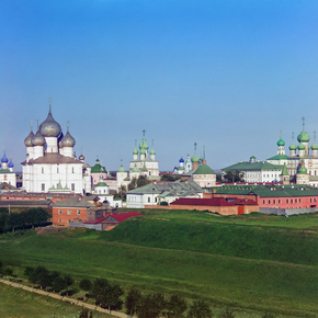 Общий вид Кремля с колокольни Всесвятской церкви. Ростов Великий