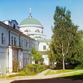 Церковь Скорбящей Божьей Матери в Тихвинском монастыре. Екатеринбург