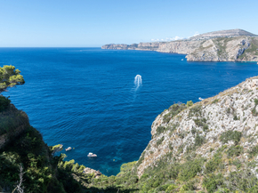 Море