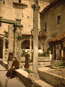 Cortile della farmacia de Franciscani, Ragusa, Sicily, Italy
