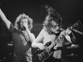 AC DC