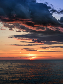 Море