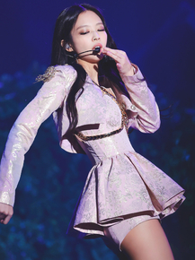 Blackpink - Дженни