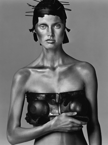 Малгозия Бела, Body Jewel Тома Биннса