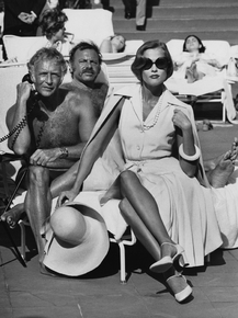 Модель в отеле Beverly Hills