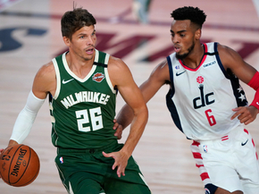 Milwaukee Bucks