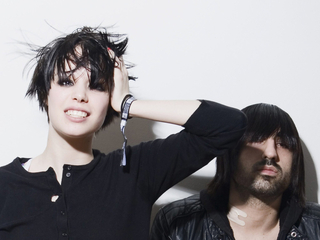 Категория постеров и плакатов Crystal Castles