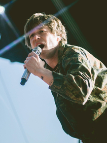 Cage the Elephant