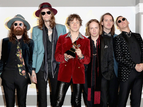 Cage the Elephant