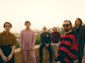 Cage the Elephant