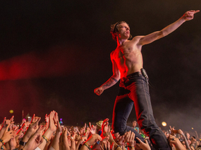 Cage the Elephant