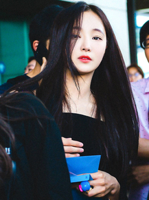 Yeonwoo | Ёну