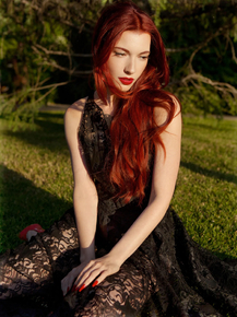 Chrysta Bell | Криста Белл