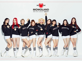 MOMOLAND