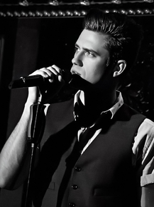 Aaron Tveit | Аарон Твейт